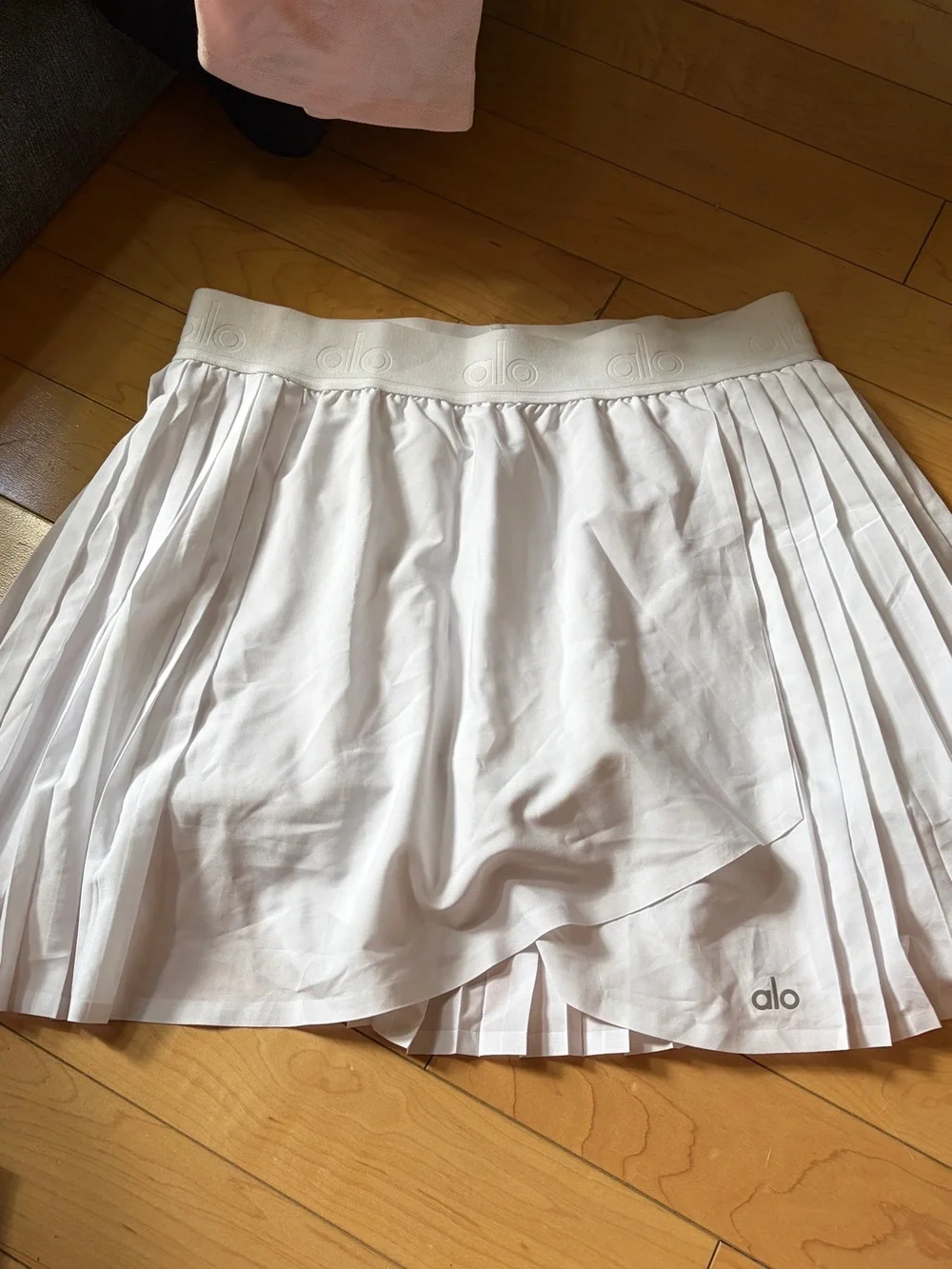 ALO Yoga Aces White Pleated Athletic Tennis Skort